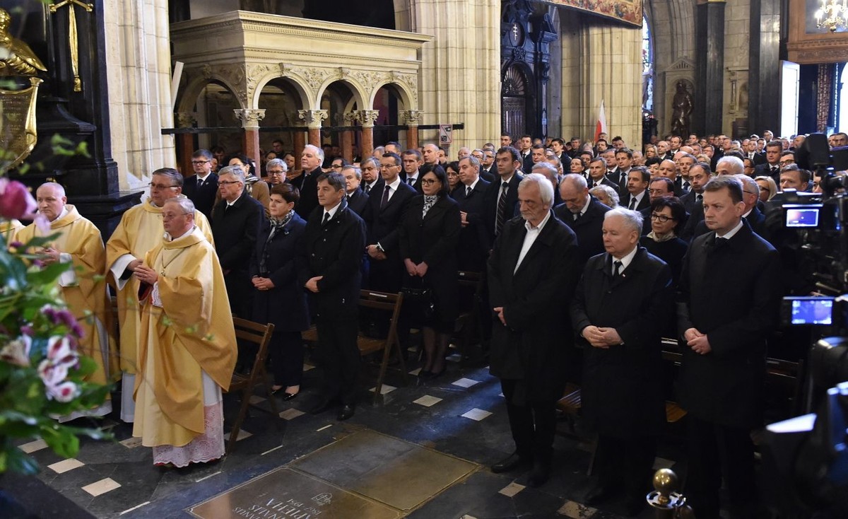 Rocznica pogrzebu pary prezydenckiej