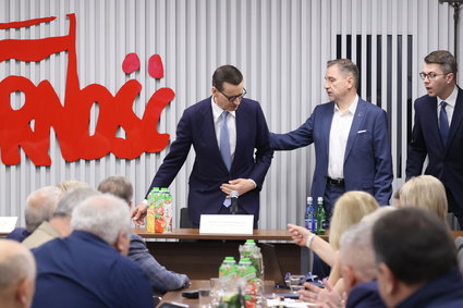 Rząd z Solidarnością szykują zmiany dla zatrudnionych. Płaca minimalna, wczasy pod gruszą i co jeszcze