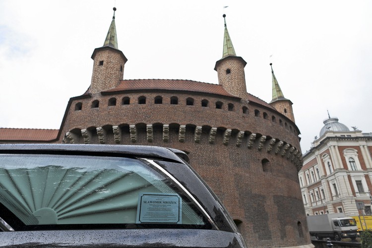 Pożegnanie Sławomira Mrożka