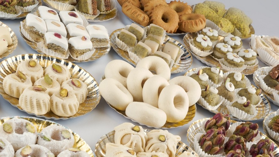 <b>Tradycyjne tunezyjskie słodycze</b><br />Tunezja jest rajem dla łakomczuchów, każdy znajdzie tutaj coś dla siebie: od baklawy po ciasteczka na miodowo-migdałowej masie.