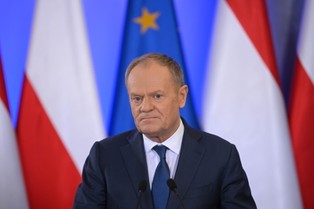 Prezydent zawetuje ustawę wdrażającą SAFE? Tusk: Dotarły do nas informacje