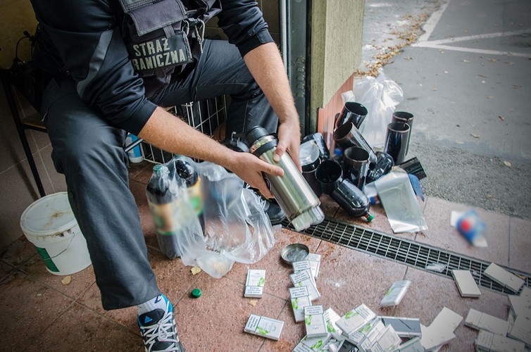 Sposoby na przemyt papierosów