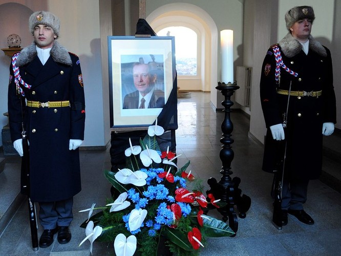 Czesi czczą pamięć Vaclava Havla