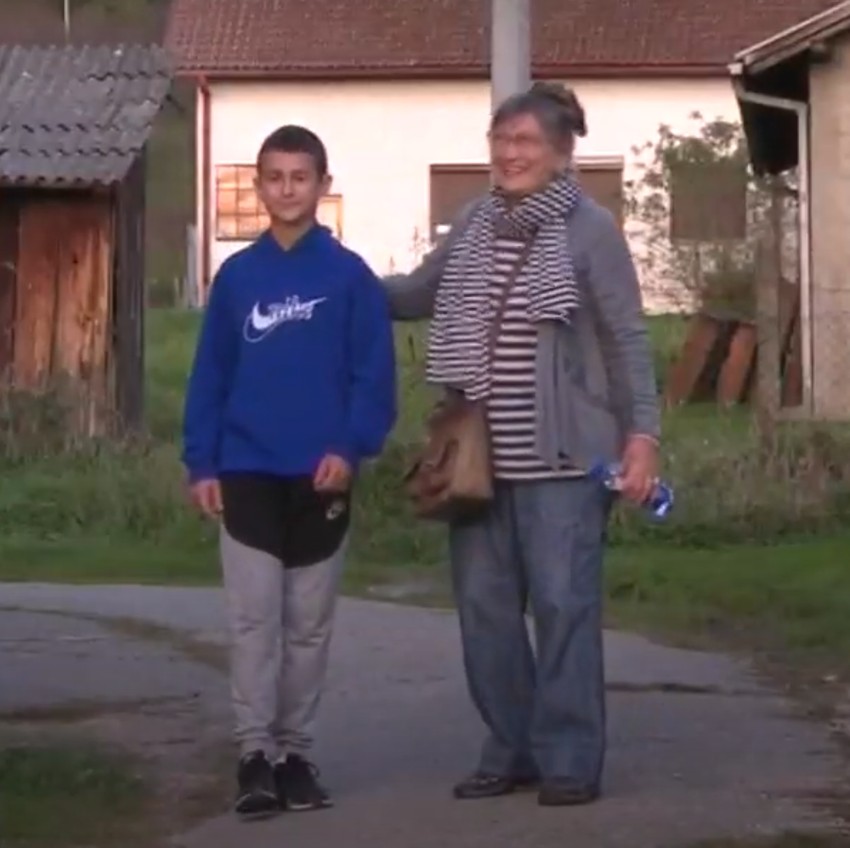 Dečak i baka Dragoslava