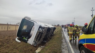 Wypadek autobusu podczas wycieczki szkolnej. Są ranni