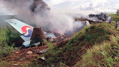 Katastrofa lotu Korean Air 801. "Duża kula ognia na zboczu"