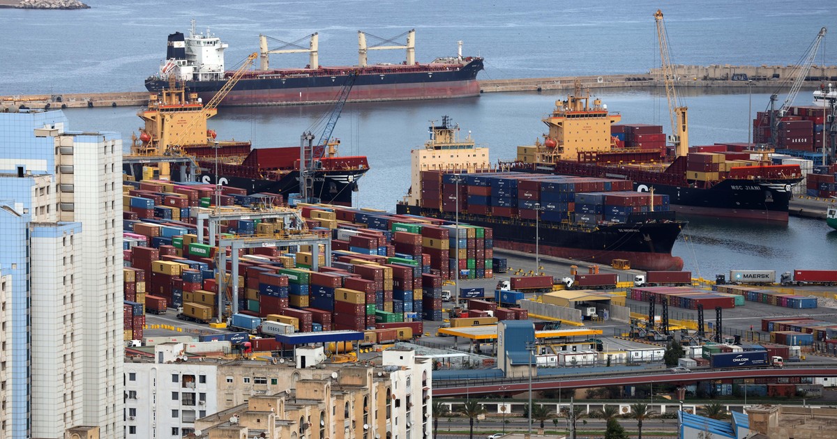 Africa's energy giant tipped for financial boom as oil price hits $100/barrel amid Middle East crisis