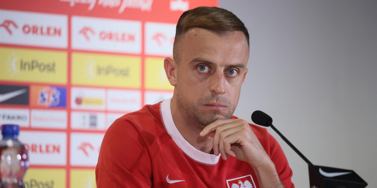 Kamil Grosicki uczestniczył w poniedziałkowej konferencji prasowej reprezentacji Polski.