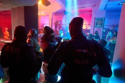 'Jesteśmy znieważani i poniżani'. Pracownicy sanepidu proszą GIS o pilną interwencję