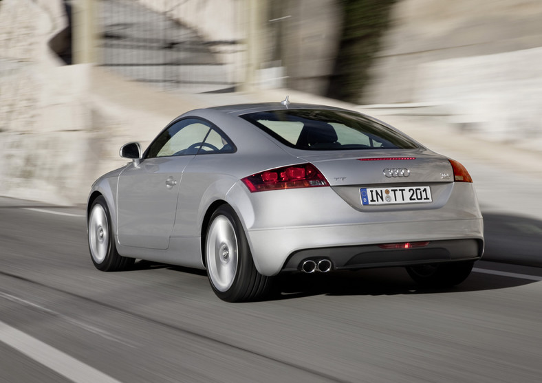 AMI 2010: Audi TT po wiosennym faceliftingu