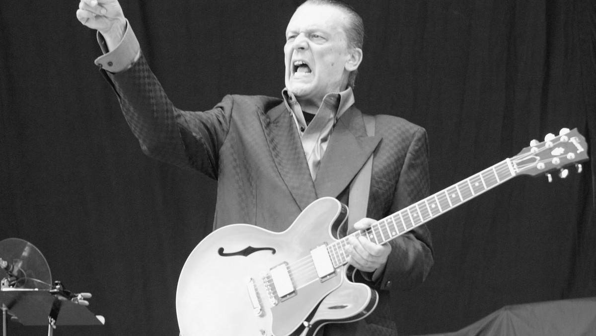 J. Geils, gitarzysta the J. Geils Band, nie żyje. Artysta został znaleziony w swoim domu w Massachusetts 11 kwietnia 2017 roku. Miał 71 lat.