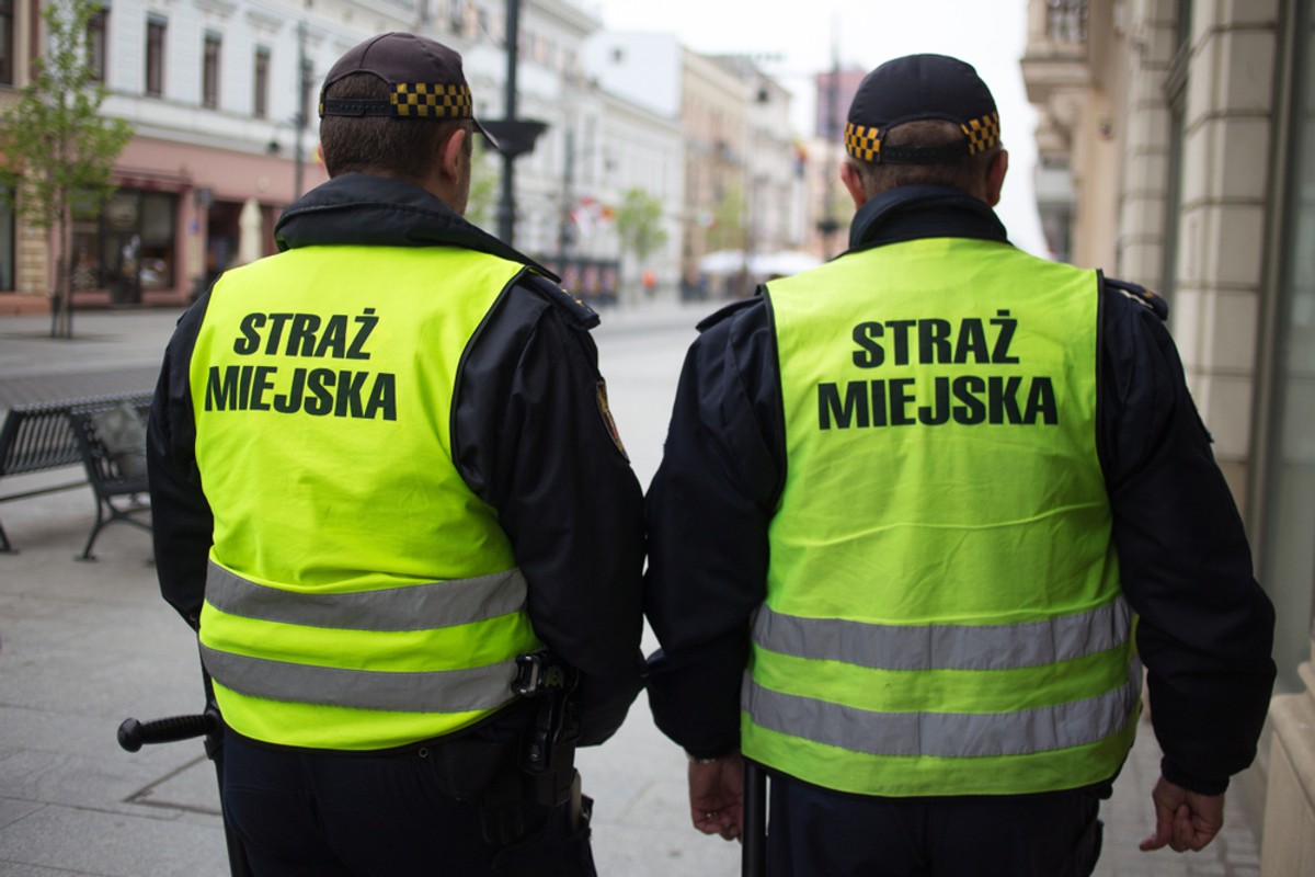 Straż miejska sprawdza domy i mieszkania Polaków