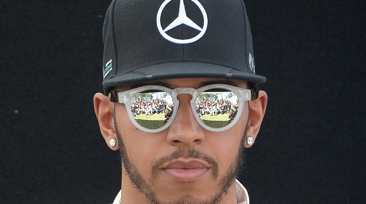 Lewis Hamilton utolérhetetlen volt az időmérő edzésen /Fotó: AFP