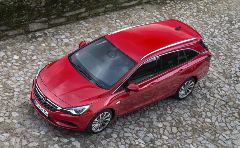 Opel astra sports tourer