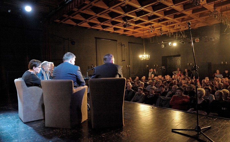 Ewa Kopacz i Grzegorz Schetyna na spotkaniu z sympatykami PO w Mińsku Mazowieckim