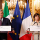 Włochy i Francja zgodne w sprawie imigracji. Mówią o "europejskich problemach"