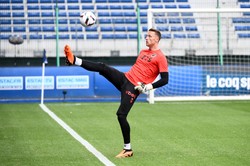 Polski bramkarz ofiarą złodziei. Stracił ponad milion złotych