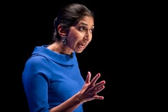 'Ochrona granic to nie rasizm, policja nie jest od walki z zaimkami na Twitterze'. Ale PRZEMÓWIENIE!