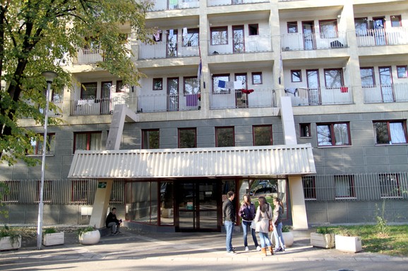 PROMENA U POSLEDNJI ČAS U BEOGRADU! Važno obaveštenje za sve brucoše koji konkurišu za dom: Odmah se oglasio Studentski centar