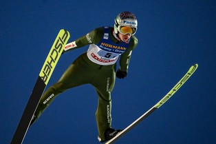 Skoki narciarskie. Kobayashi nadal liderem listy płac, Zniszczoł najlepszym z Polaków