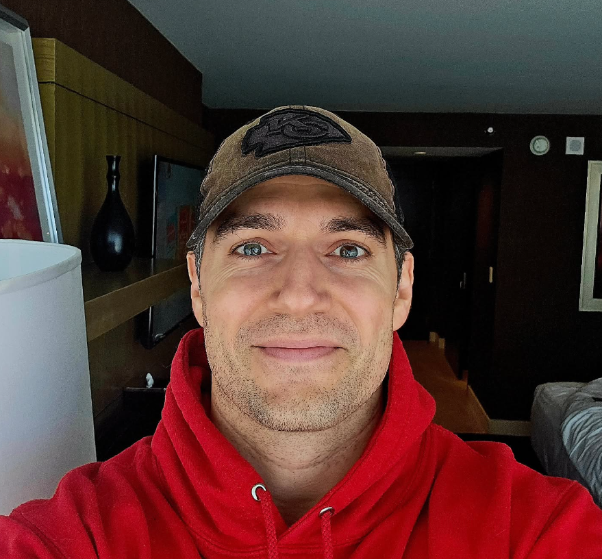 Herec Henry Cavill.