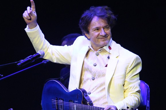BREGOVIĆ SRUŠIO POPULARNI MIT Otkrivena prava pozadina pesme "Đurđevdan": Priznao KOM POZNATOM MUZIČARU je numera zapravo posvećena
