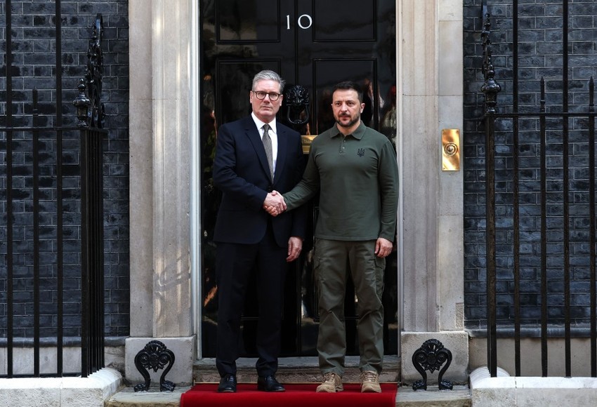 Kir Starmer i Zelenski ispred Dauning strita 10 | Foto: ANDY RAIN/EPA-EFE/REX/Shutterstock