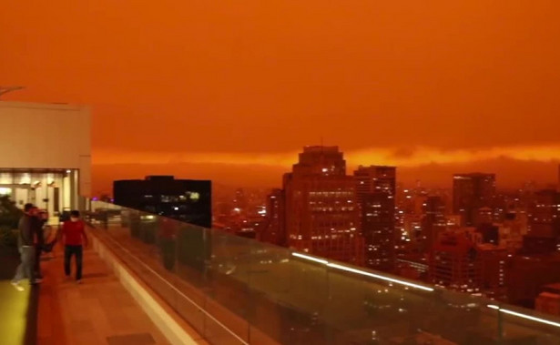 Wielkie pożary w Kalifornii. San Francisco jak z filmu "Blade Runner 2049" [WIDEO]