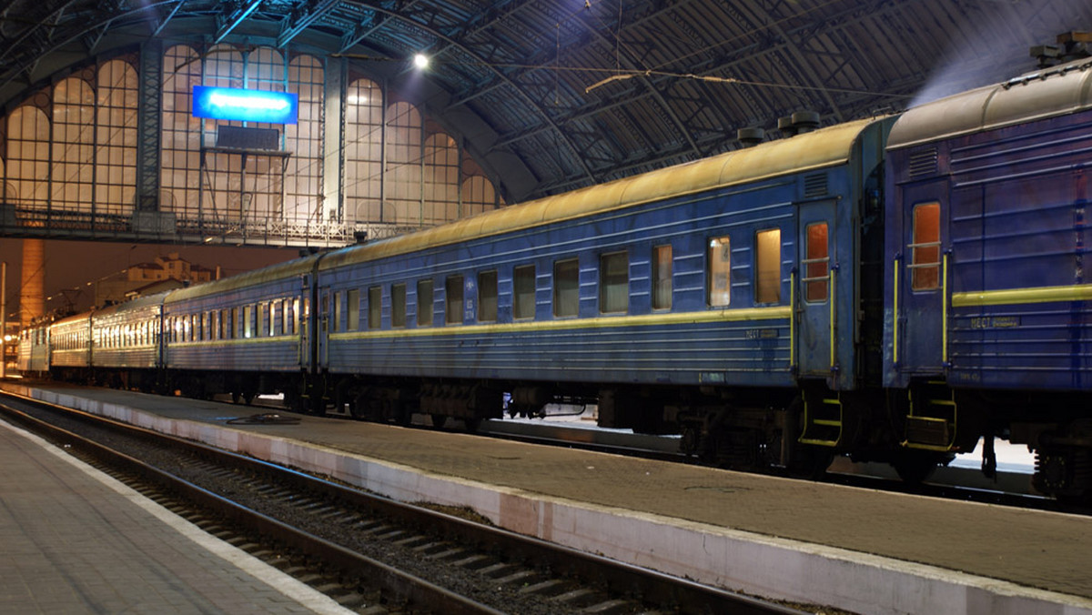 Od początku października średnio o 2,50 zł podrożeją bilety na międzywojewódzkie pociągi Przewozów Regionalnych InterRegio. Przybędzie za to tańszych połączeń na trasach regionalnych.