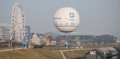 Balon widokowy informuje o stanie zanieczyszczenia powietrza