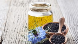 Olej z czarnuszki - działanie, korzyści i kiedy widać efekty