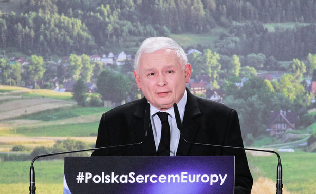Kaczyński obiecuje rolnikom: Najmniej 100 złotych od jednego tucznika i 500 zł od jednej krowy