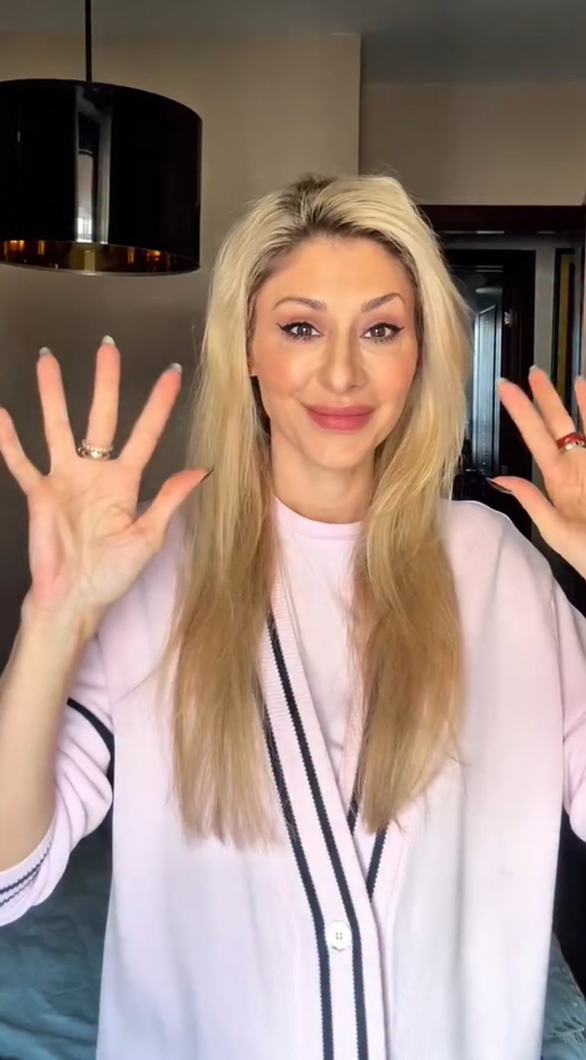 Kristina Radenković, objava