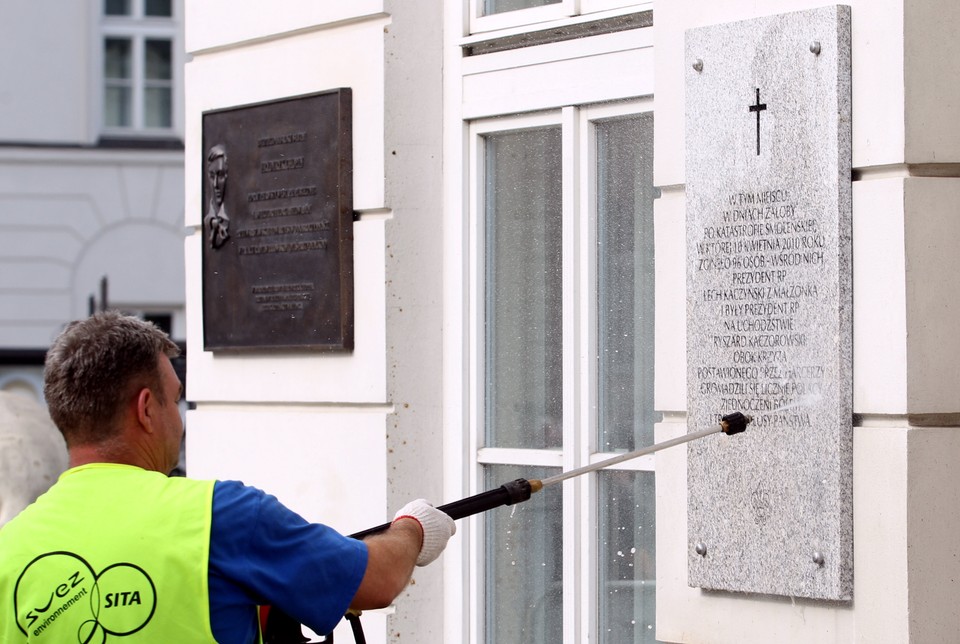 WARSZAWA PAŁAC PREZYDENCKI ZBEZCZESZCZONA TABLICA PAMIĄTKOWA