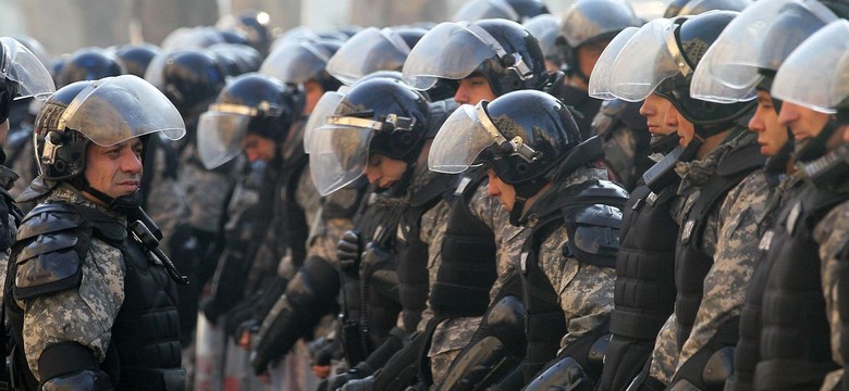 Antyrządowe demonstracje przenoszą się do Europy