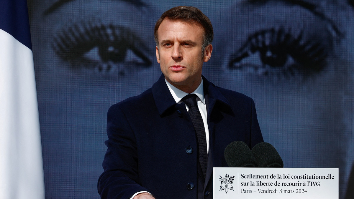 Emmanuel Macron chce, by dostęp do aborcji był prawem UE