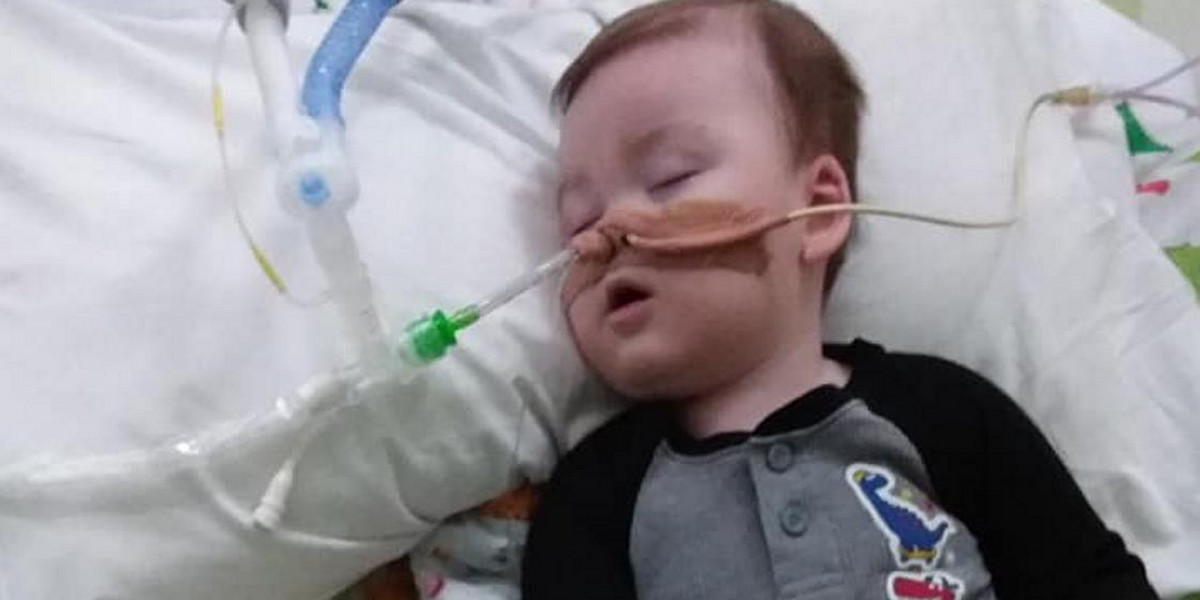 Lekarz w prosty sposób opisał na co choruje Alfie Evans