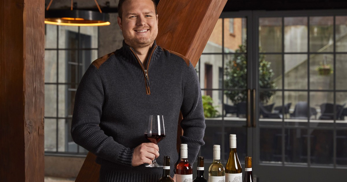 I'm a winemaker for The Dreaming Tree, the label owned by Dave Matthews ...