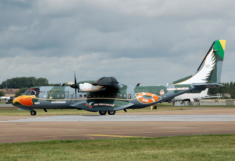 EADS CASA C-295