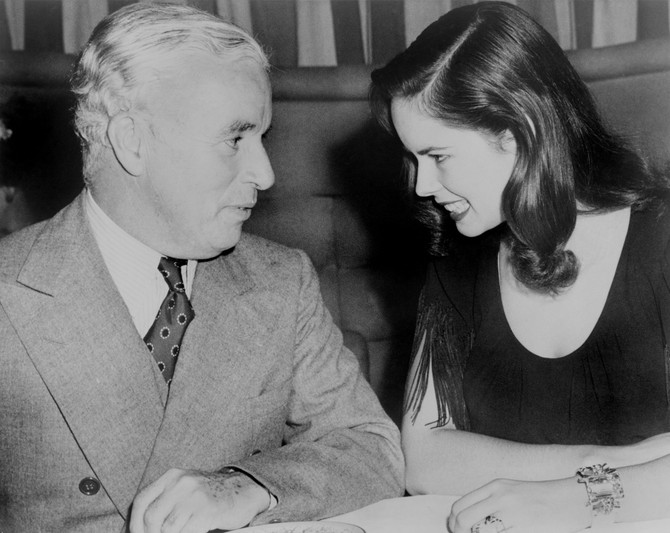 Una i Čaplin 1944. u noćnom klubu u Holivudu