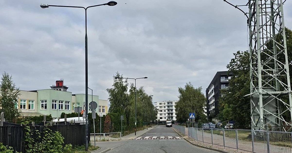 Warszawa. Główna ulica Bemowa formalnie... nie istnieje