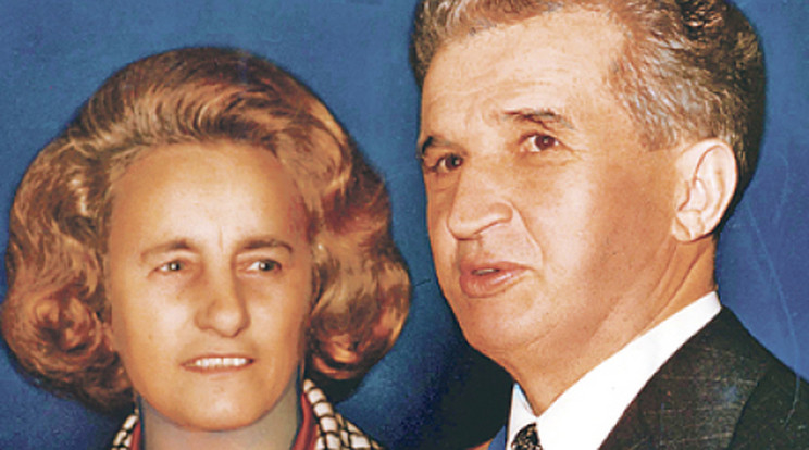 Elárverezték Ceausescu drága bőrét