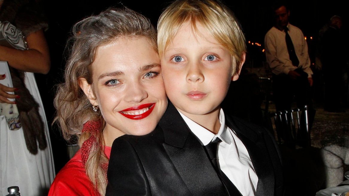 Natalia Vodianova so svojim najstarším synom. 
