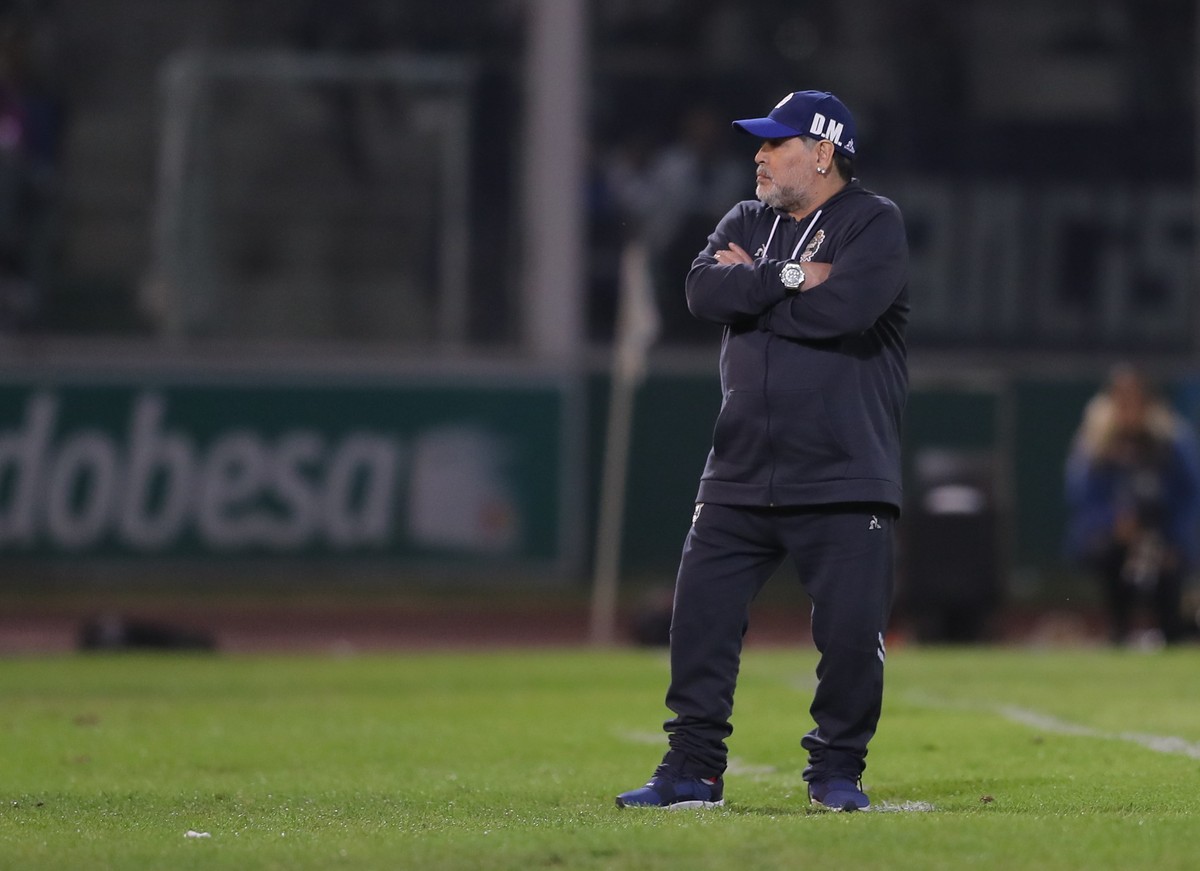 Nieudany początek pracy Maradony w klubie Gimnasia La Plata