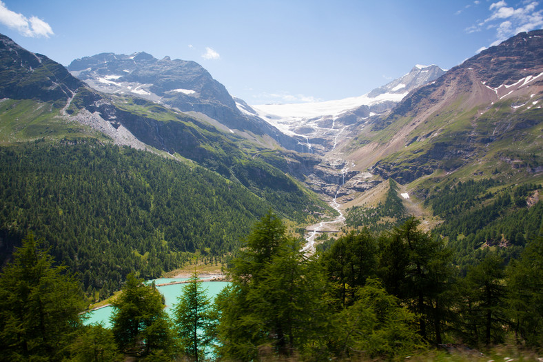 Widok ze stacji Alp Grum