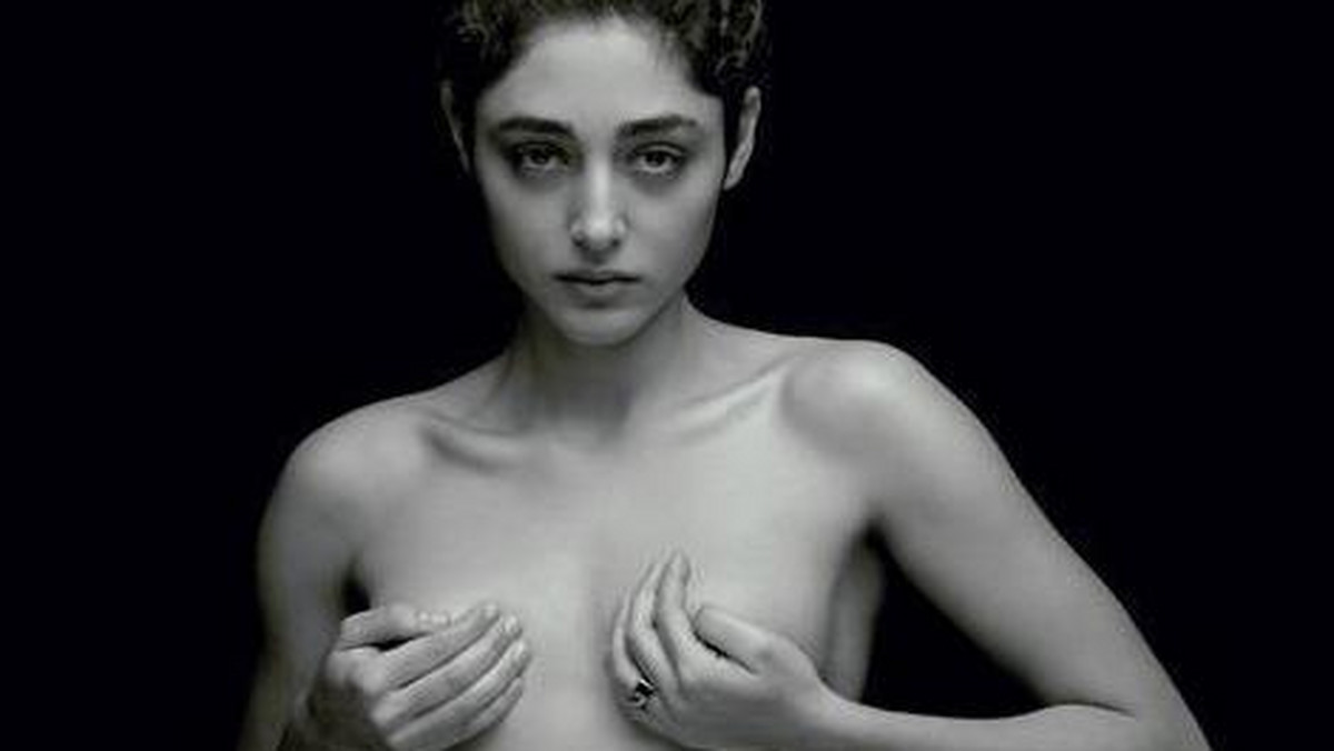 Irańska aktorka została poinformowana o tym, że ma zakaz wstępu do swojego kraju, ponieważ pozowała nago dla jednego z francuskich magazynów. Sesja miała być protestem przeciwko złemu traktowaniu kobiet - czytamy na telegraph.co.uk.