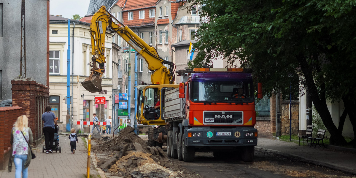 Na początku sierpnia zniknęły tory tramwajowe w Mysłowicach.  Ruszyła wielka inwestycja