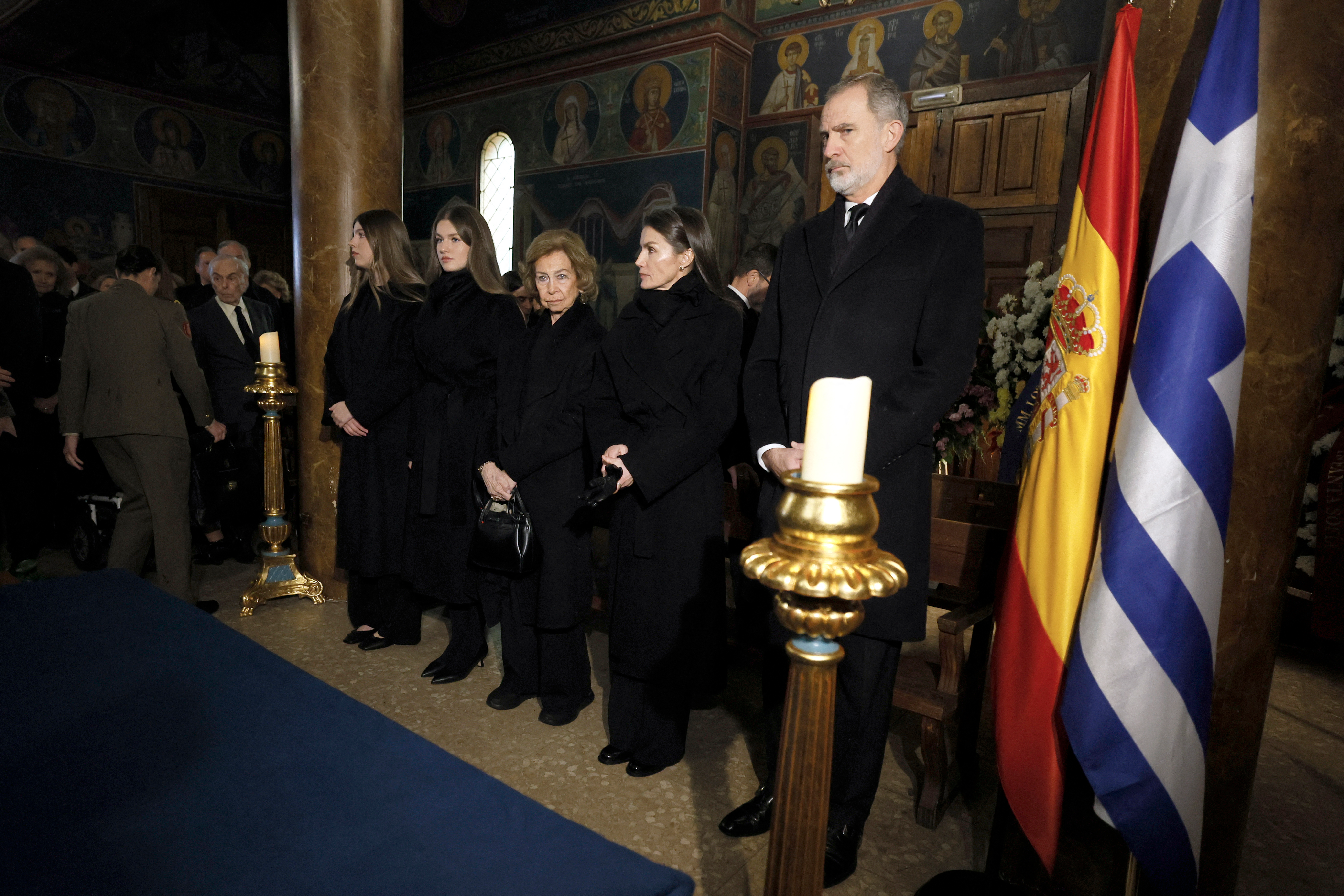 Resines en el funeral de Irene: la amistad de su esposa con las Infantas