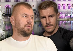 Janjuš se oglasio nakon sahrane brata 