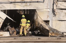 Przedsiębiorcy z Marywilskiej stracili wszystko. Wojewoda mazowiecki zapowiedział pomoc dla najemców